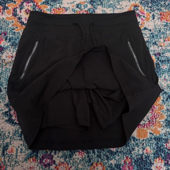 Athleta Women's Black TREKKIE NORTH Performance Skort Drawstring Size 2 - Picture 3 of 6